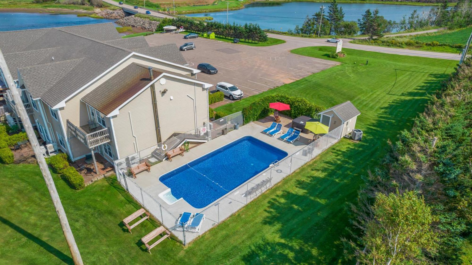 Inn At The Pier Cavendish Exterior photo